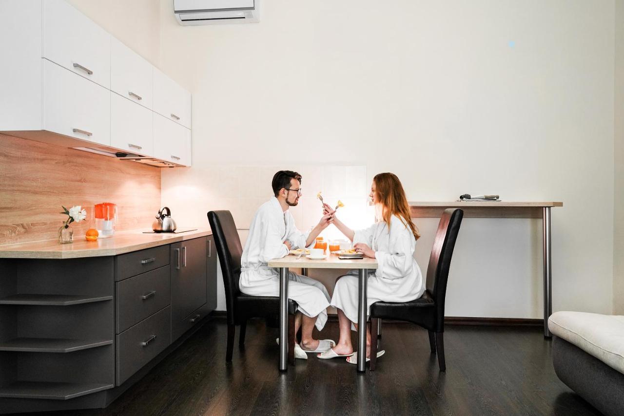 Alex Hotel Одеса Екстериор снимка